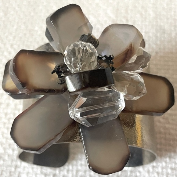 Jewelry - Stone and bead bracelet